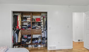 26 Mohican Pl, Albany, NY 12208