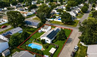1108 Anchor Ave, Beachwood, NJ 08722