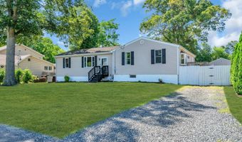 504 Holly Blvd, Bayville, NJ 08721