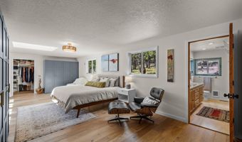 18943 Martingale Cir, Bend, OR 97703