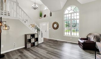 7589 Fox Tail Cir, Avon, IN 46123