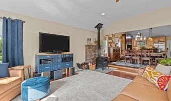 720 OAK TERRACE Dr, Ambler, PA 19002