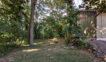 608 Manor Ct, Altoona, WI 54720