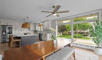 96 Roger Williams Dr, North Kingstown, RI 02852
