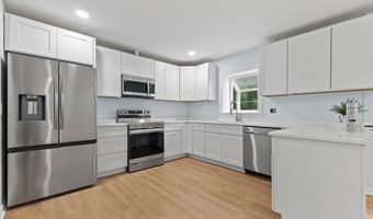 3801 MARGAY Ct, Alexandria, VA 22309