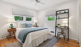 3 N Ridge Rd, Livingston, NJ 07039