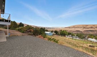 1101 5th St, Asotin, WA 99402