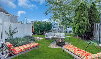 322 16th Ave, Belmar, NJ 07719
