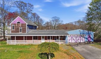 221 Curran Rd, Cumberland, RI 02864