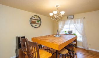 912 S 6th St, Artesia, NM 88210
