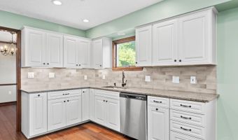 6130 W Fork Rd, Cincinnati, OH 45247