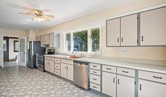 47 Chase Rd, Baileyville, ME 04694
