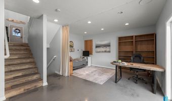 2612 E Sunrise Ct, Brandon, SD 57005