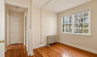 957 William St Apt B, Bridgeport, CT 06608