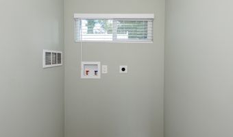 7655 E Silver Dollar Ln, Anaheim, CA 92808