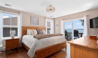 53 White Ave, East Providence, RI 02915