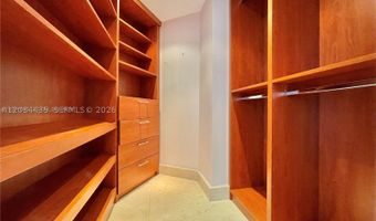 3300 NE 192nd St 1712, Aventura, FL 33180