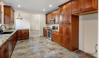 38065 N CAVE CREEK Rd 14, Cave Creek, AZ 85331