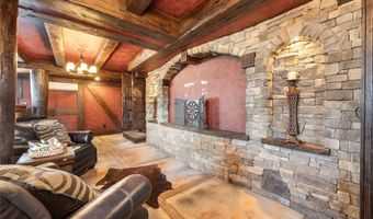83 Central Ave, Amityville, NY 11701
