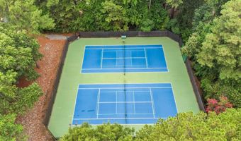 1209 Waterford Green Dr, Apex, NC 27502