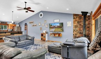 181 E Deer Meadow Ln, Blanchard, ID 83804