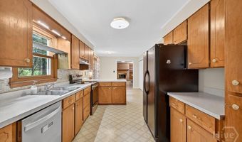 125 Broomsedge Trl, Athens, GA 30606