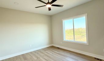 1946 Tuscany Dr SE, Altoona, IA 50009