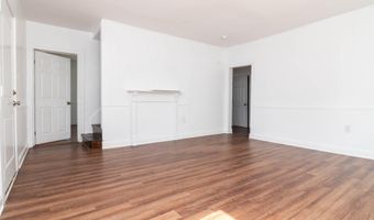235 W 10 St, Laurel, DE 19956