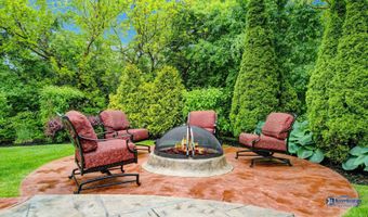 1535 S Douglas Ave, Arlington Heights, IL 60005