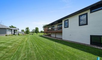 2820 E Daybreak Cir, Brandon, SD 57005