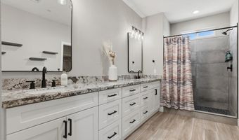 724 N Naples St, Henderson, NV 89015