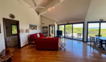 382 Lighthouse Rd, Aquinnah, MA 02535