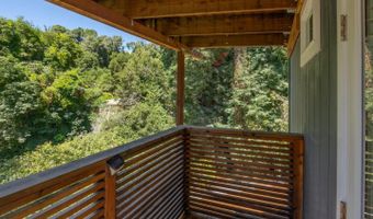 321 Valencia Rd, Aptos, CA 95003