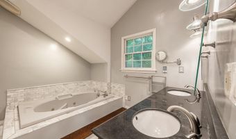 1588 Moon Valley Ln, Anderson Twp., OH 45230