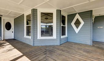 503 Mcnatt Ave, Aurora, MO 65605