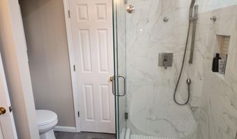 204 SUNRISE Ct, Alabaster, AL 35007