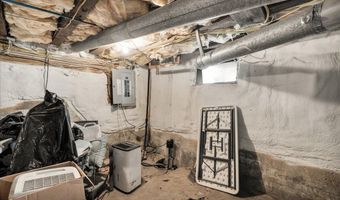 23 Commercial St, Belfast, ME 04915
