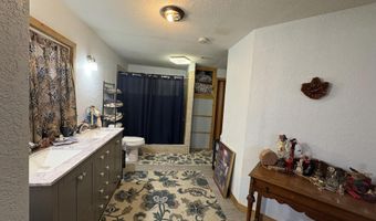 111 W Lee St, Aurora, MO 65605
