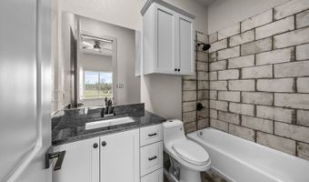 731 County Road 356, Adkins, TX 78101