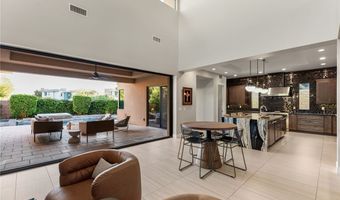 38 Moonfire Dr, Las Vegas, NV 89135