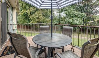 129 Dumbarton Hill Ct, Aberdeen, NJ 07747