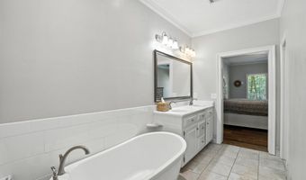 401 Overland Cv, Brandon, MS 39047