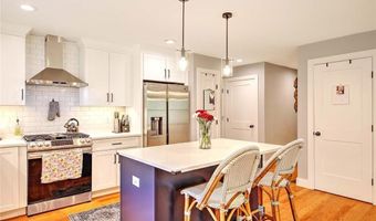 296 Twin Brook Ln, Coventry, RI 02816