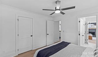 2461 Eaton Rd, Charlotte, NC 28205