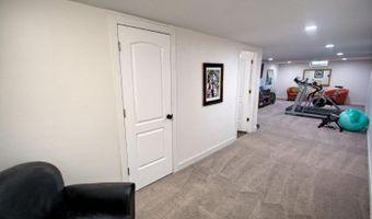 2217 N GILLETT St, Appleton, WI 54914