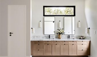 1402 STETSON St, Orlando, FL 32804