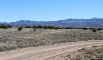 Laredowood Drive, Abiquiu, NM 87510