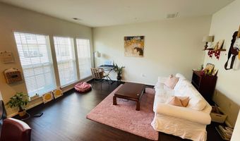 42699 WARDLAW Ter, Ashburn, VA 20147