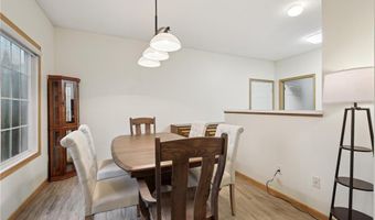 6574 154th St W 118, Apple Valley, MN 55124