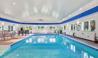 40498 N Sunset Dr, Antioch, IL 60002